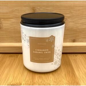 White Barn Cinnamon Swirl Candle Single Wick 7oz New